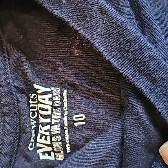 J Crew Crewcuts everyday glow in dark skull pocket t shirt 10 - Picture 3 of 6